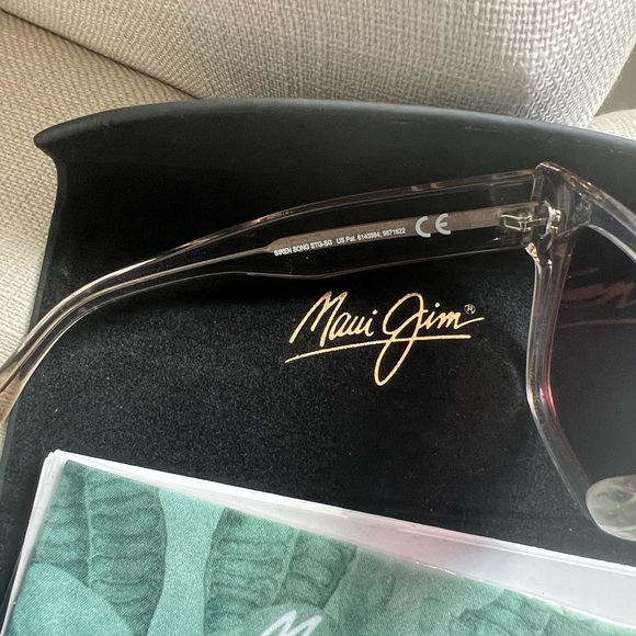 Maui Jim Women's Sunglasses - Clear and Purple - Picture 5 of 5